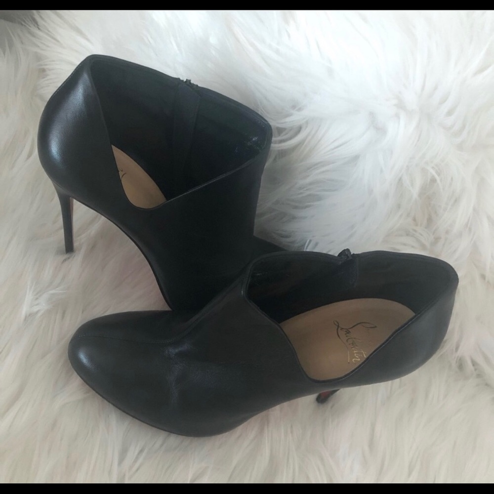 ❌❌❌SOLD❌❌❌ Christian Louboutin Booties Size 38.5